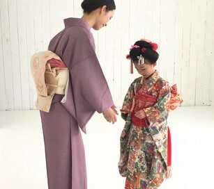 娘の七五三には、大切に受け継がれてきた着物を。子どもの成長に感謝！