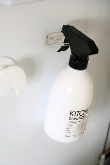 リングタイプはスプレーボトルをつり下げに使っている