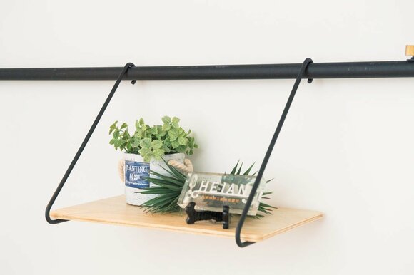 突っ張り棒で棚 植物