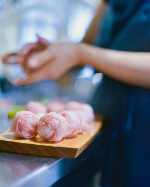 肉を丸く巻いたもの