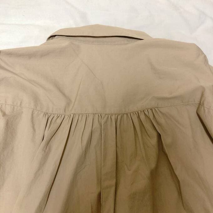 後ろにギャザー