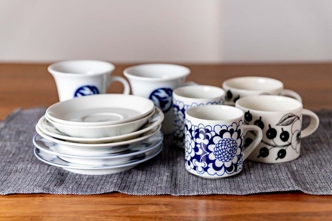 カップアンドソーサーはつり下げて