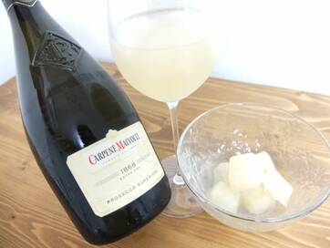 フルーティに乾杯！スパークリングワインでつくるカクテル