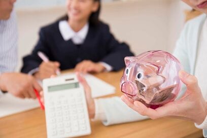 子どもの「高校3年間の教育費」、想像できますか？公立でも教科書代などが自己負担に