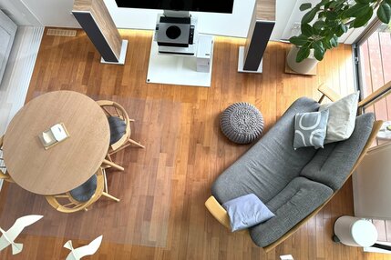 50代、老後のために見直した「もの選びのルール」3つ。部屋が狭くなってもソファを置く：8月に読みたい記事