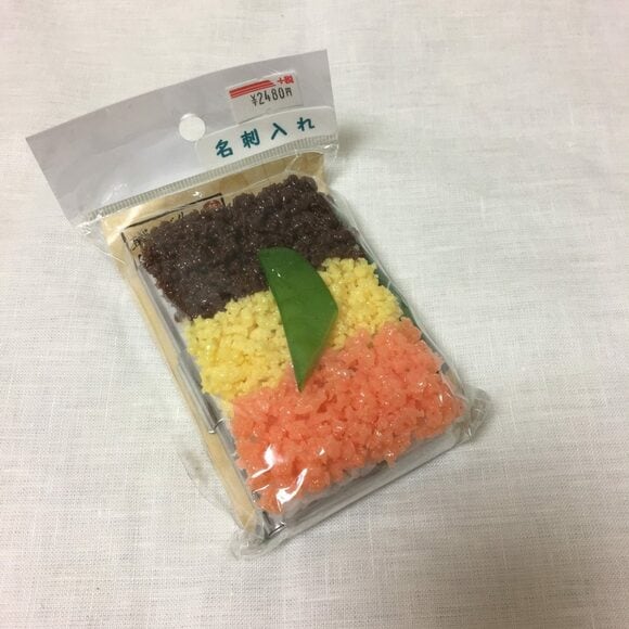 食品サンプルの名刺入れ