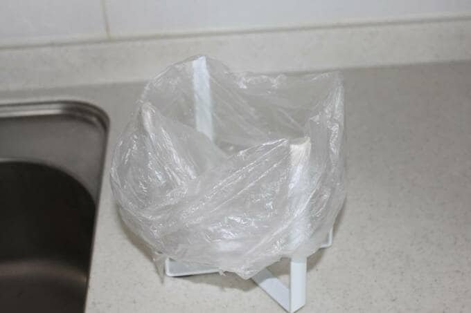 袋をひっかけることのできるスタンド