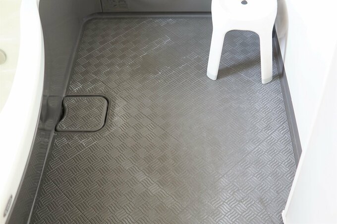 汚れが目立つ水ぎれしやすい床