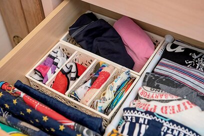 つっぱり棒でここまで！クローゼットの収納力が倍増