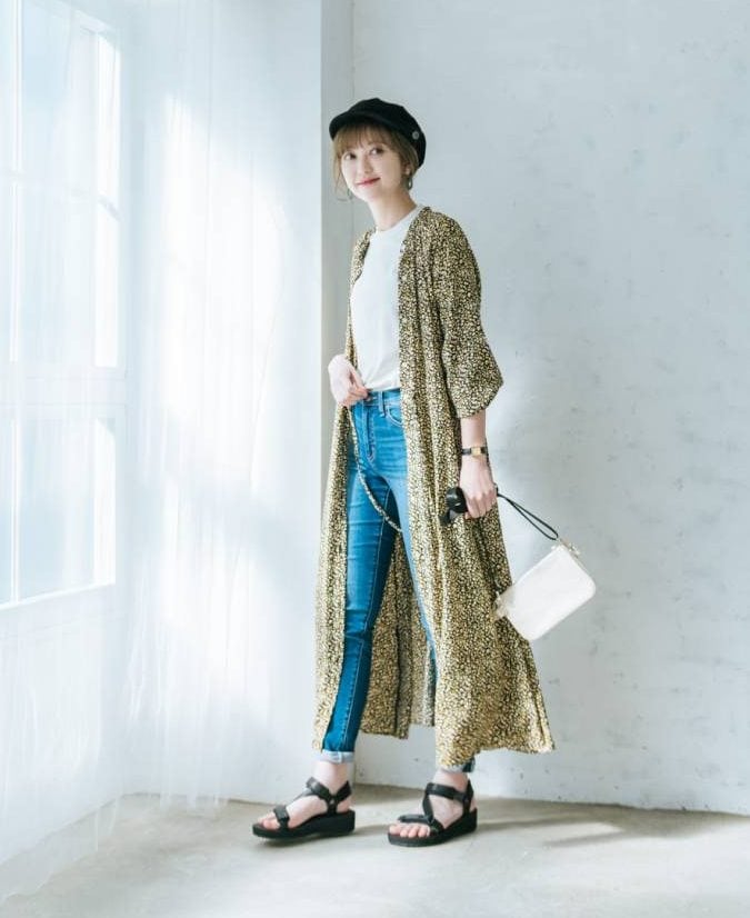 小花柄ワンピース