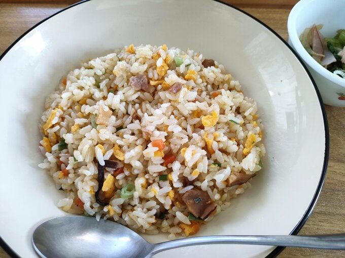 調理後のチャーハン