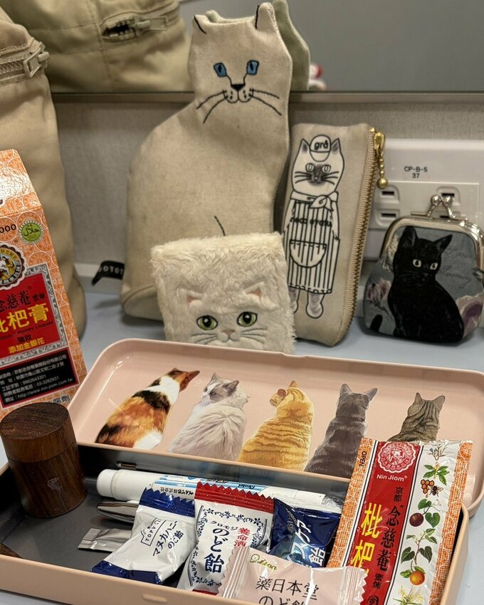 大好きな猫グッズやのど飴