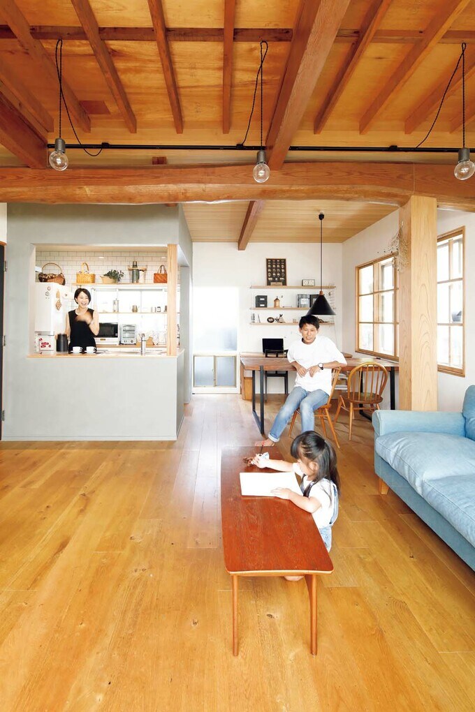 一室空間になったリビングダイニング