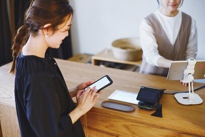 忙しい人の「賢い時間の使い方」。連絡はすぐに返信、予定はその場で決める！　