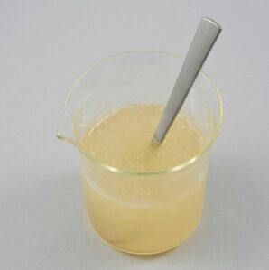 <液体石けん+エッセンシャルオイル>混ぜるだけで優れた抗菌効果を発揮!抗菌ソープ