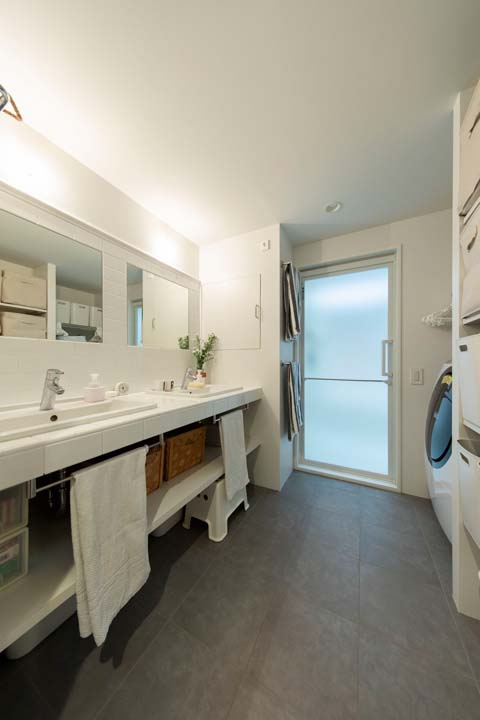 ダブルボウルの洗面台