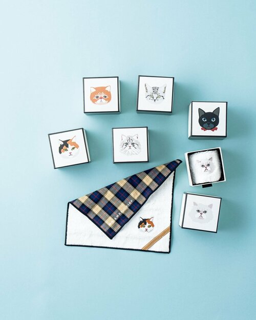 猫刺繍ハンカチ