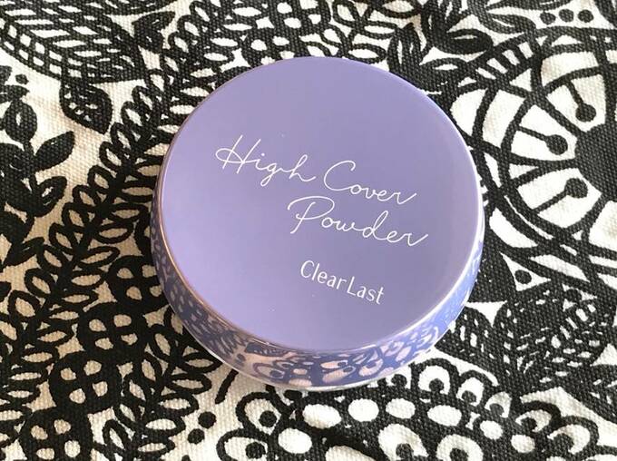 クリアラストフェイスパウダーのフタ