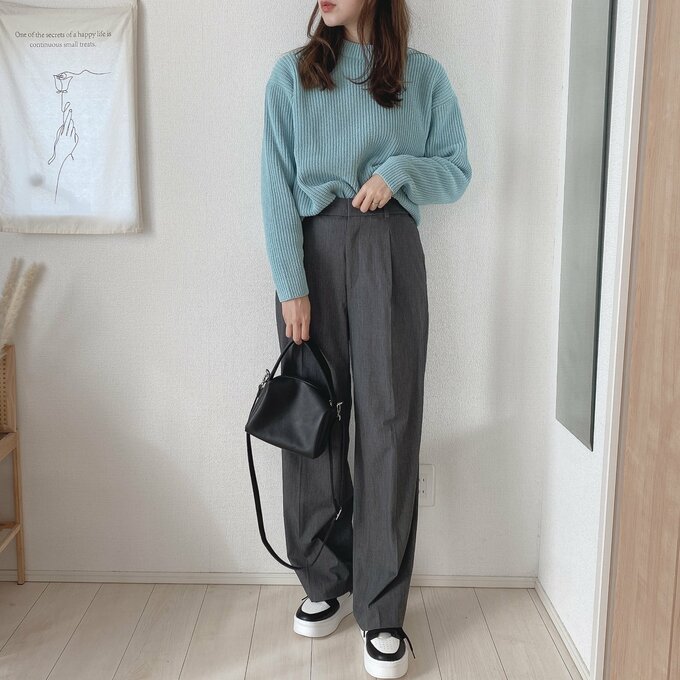 ワイドパンツ合わせできれいめに