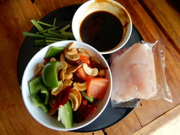 鶏肉カシューナッツ炒め