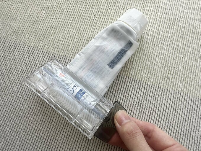 歯磨き粉チューブホルダー