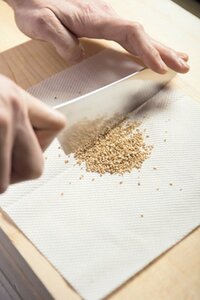 切りゴマ→酢飯などに