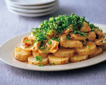 鶏胸肉と長イモの梅レンジ蒸し。レンチンで手軽に免疫力アップ！