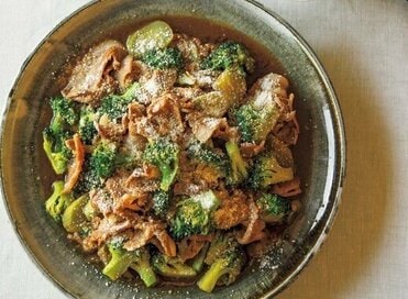 笠原将弘さんの絶品「ブロッコリーのホイコーロー」献立。野菜1つでも満足感たっぷり