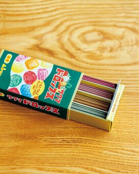 香りも再現、サクマドロップスが線香に。懐かしいレトログッズ