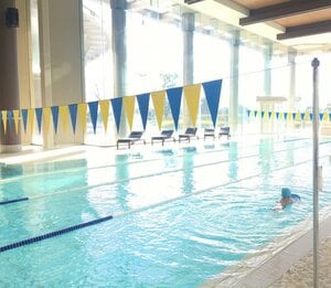 ビート板を使って25mプールを2往復