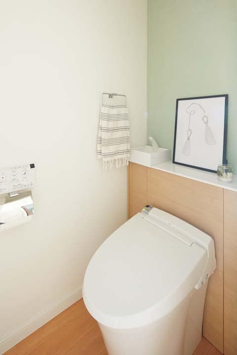 タンクレスに見えるTOTO「リフォレ」