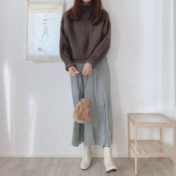 ニットと合わせたコーデ