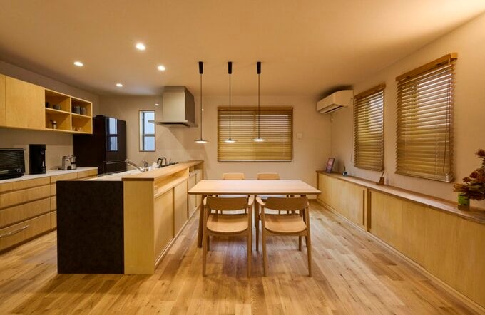 木をふんだんに用いたDK