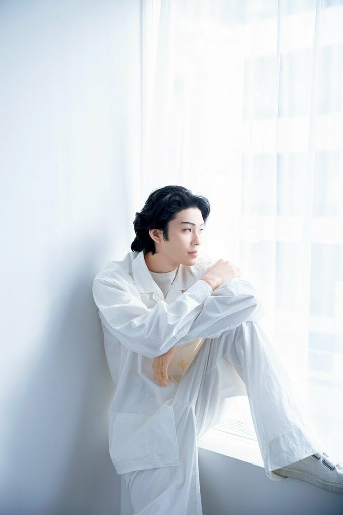 窓際の染五郎さん