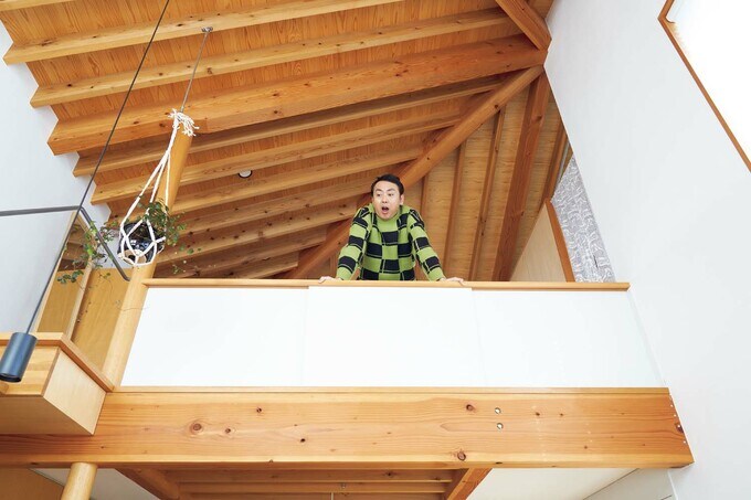 リビングを見下ろし、一体感に驚く田中さん