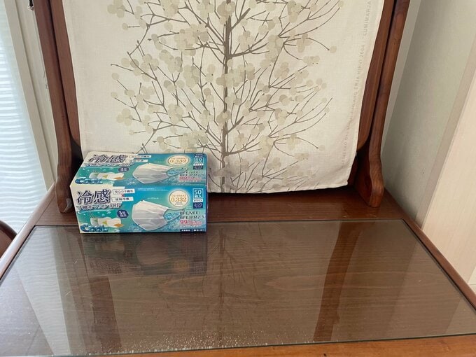 箱入りマスクのパッケージ