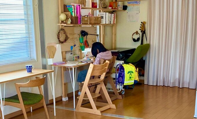 子どもが勉強する様子