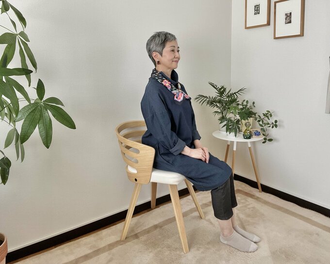 イスの背もたれ