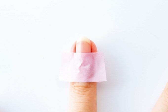 爪半分にマステ