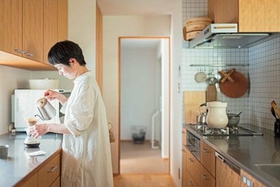 ものを出しっぱなしでも、キッチンがすっきり見える理由