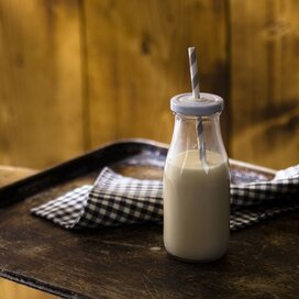 飲むヨーグルトに意外なアレを混ぜるとおいしさ倍増!?3つの組み合わせが、今話題に