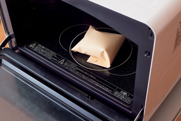 封筒に入れ電子レンジで加熱