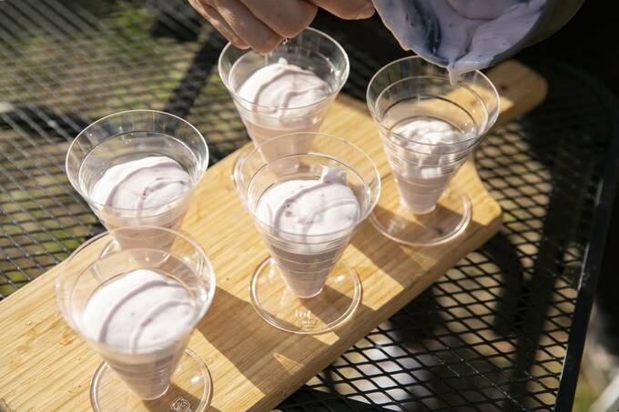 グラスに等分する