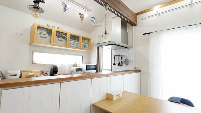 サイドフードでスッキリ見えるキッチン