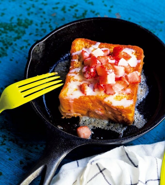 イチゴのミルクフレンチトースト