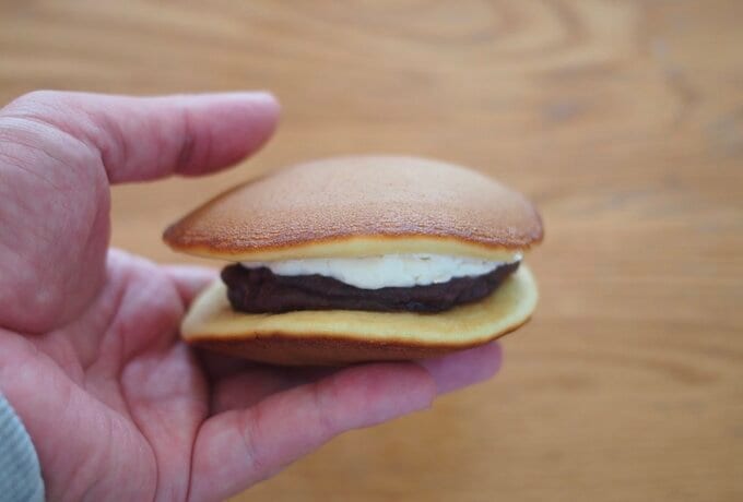 国産小麦のふんわり生どら焼き北海道十勝産小豆使用