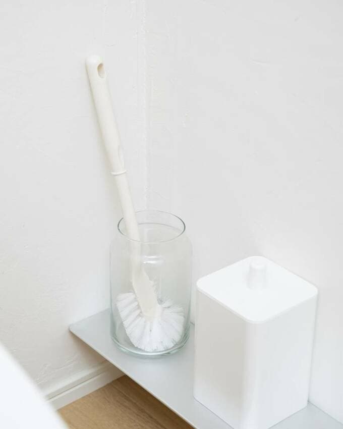 トイレのブラシケース