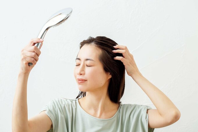 シャンプー女性