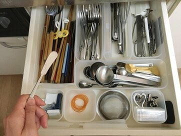 4月に手放すとすっきりするもの2つ。読まない書籍、あとひとつは？