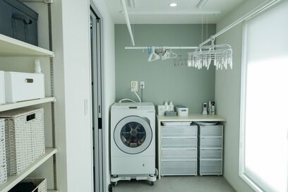 ランドリールームのある間取りは、どの世代にも助けになる。もっと便利にするつくり方